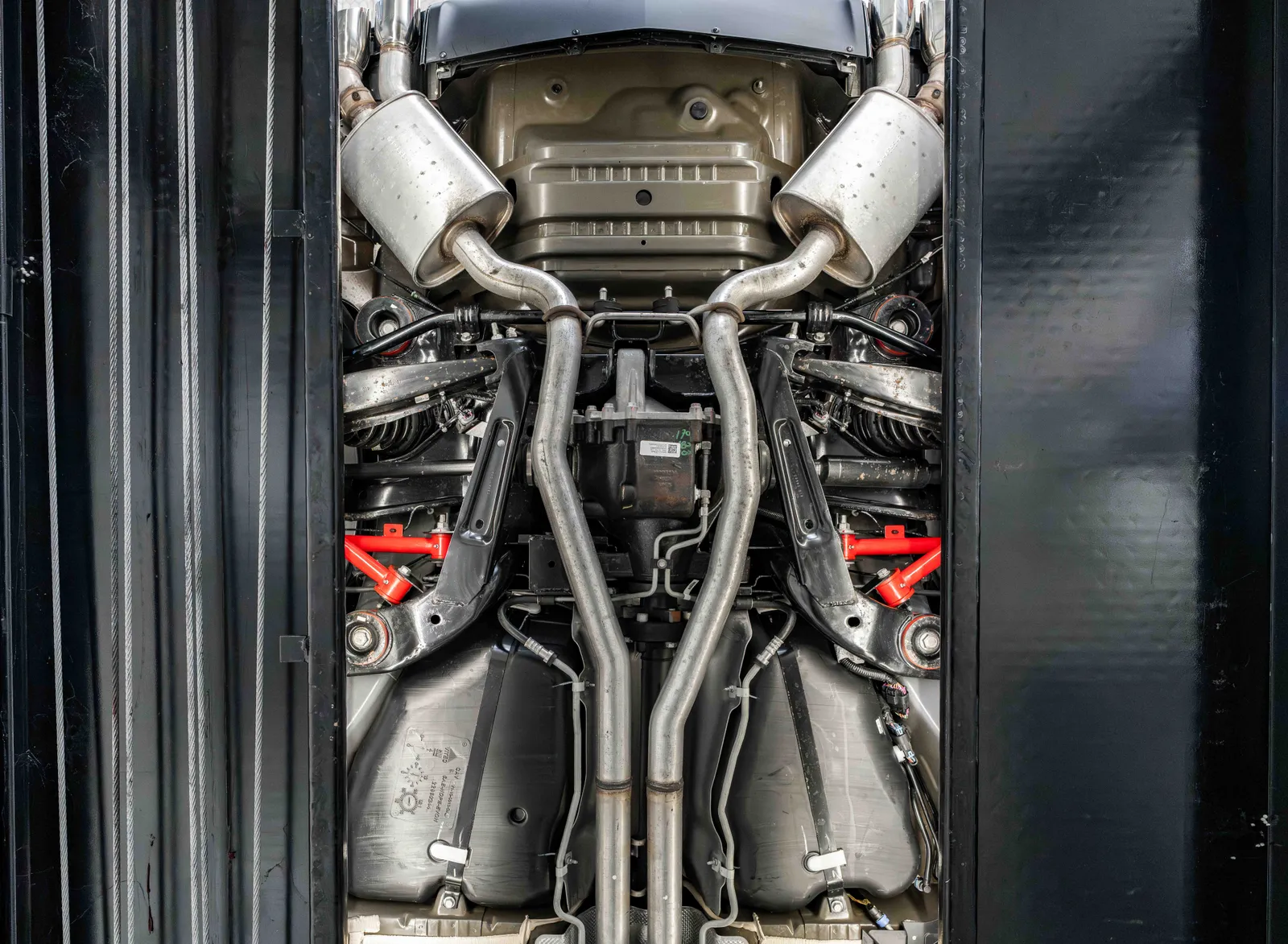 28_2012-Chevrolet-Camaro ZL1-Black-80024224.jpg